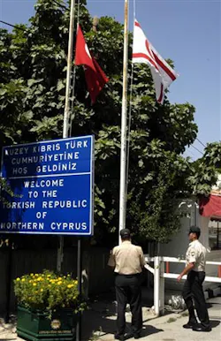 1124204848032 10432807 1124204848032 10432807