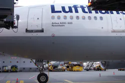 Automatedpassengerbridgeapb 10025834 Automatedpassengerbridgeapb 10025834