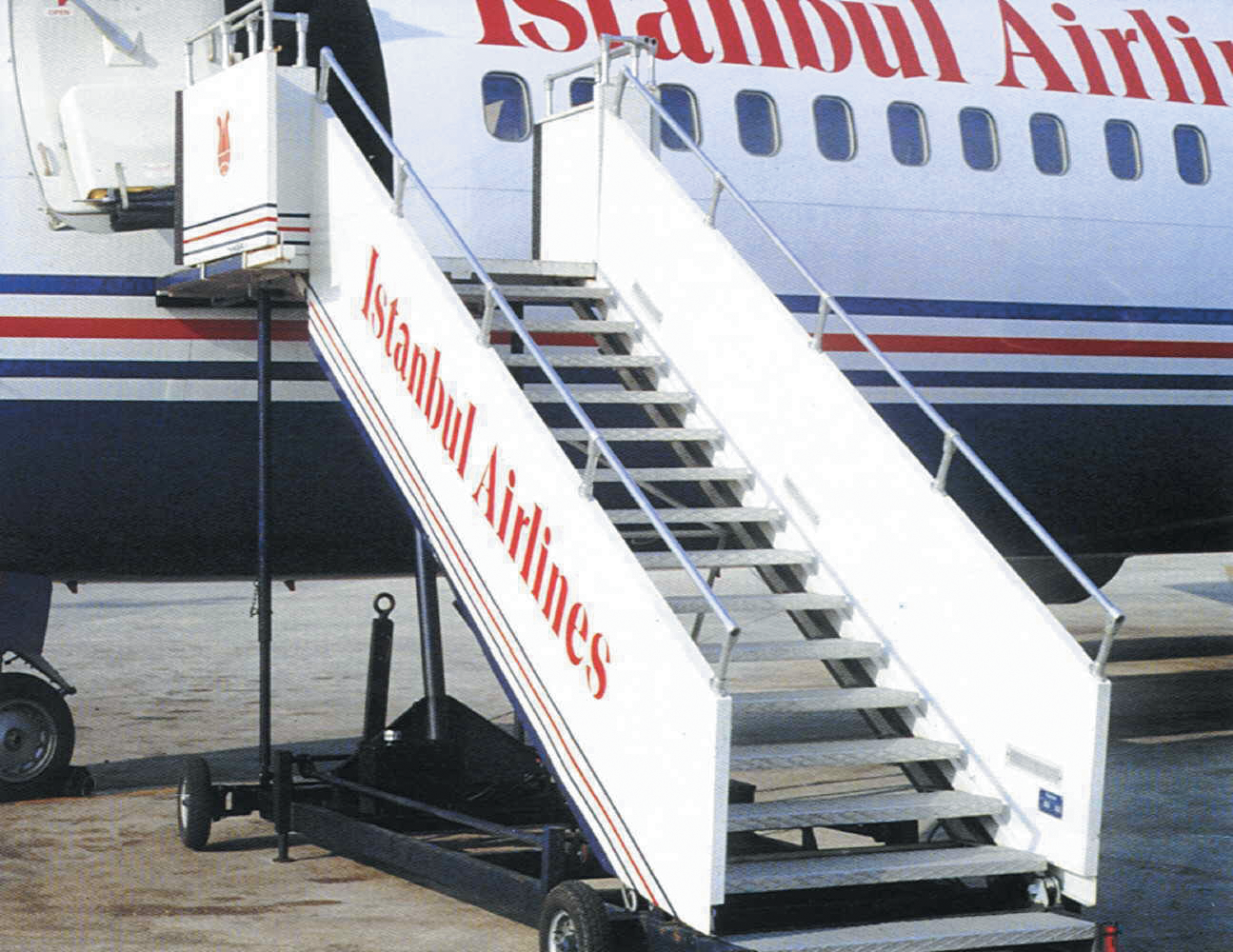 Towablepassengerstair 10025068