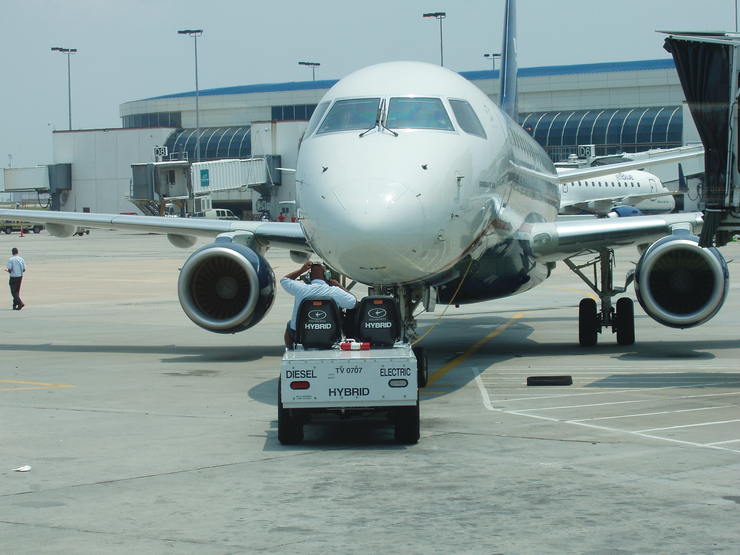 Hybridpushback 10026935