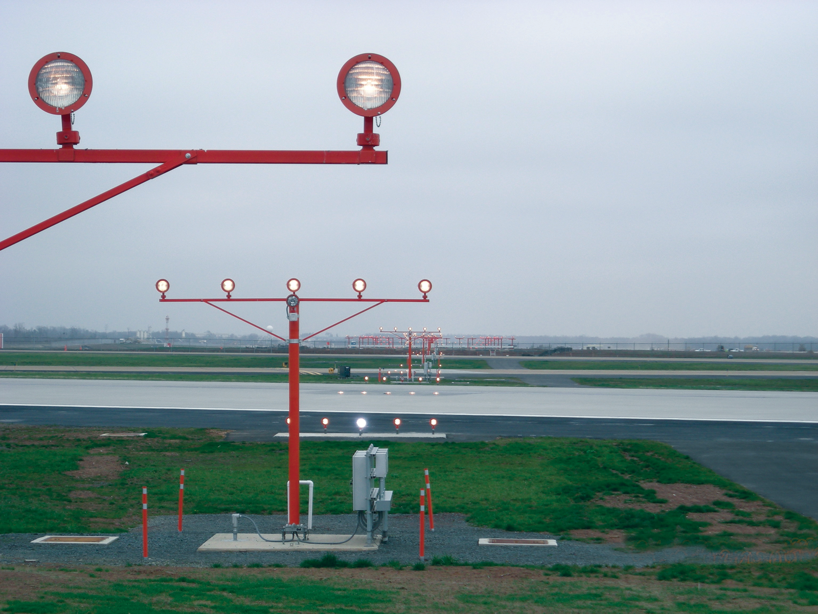 Polesaferbreakawayfusebolts 10026873