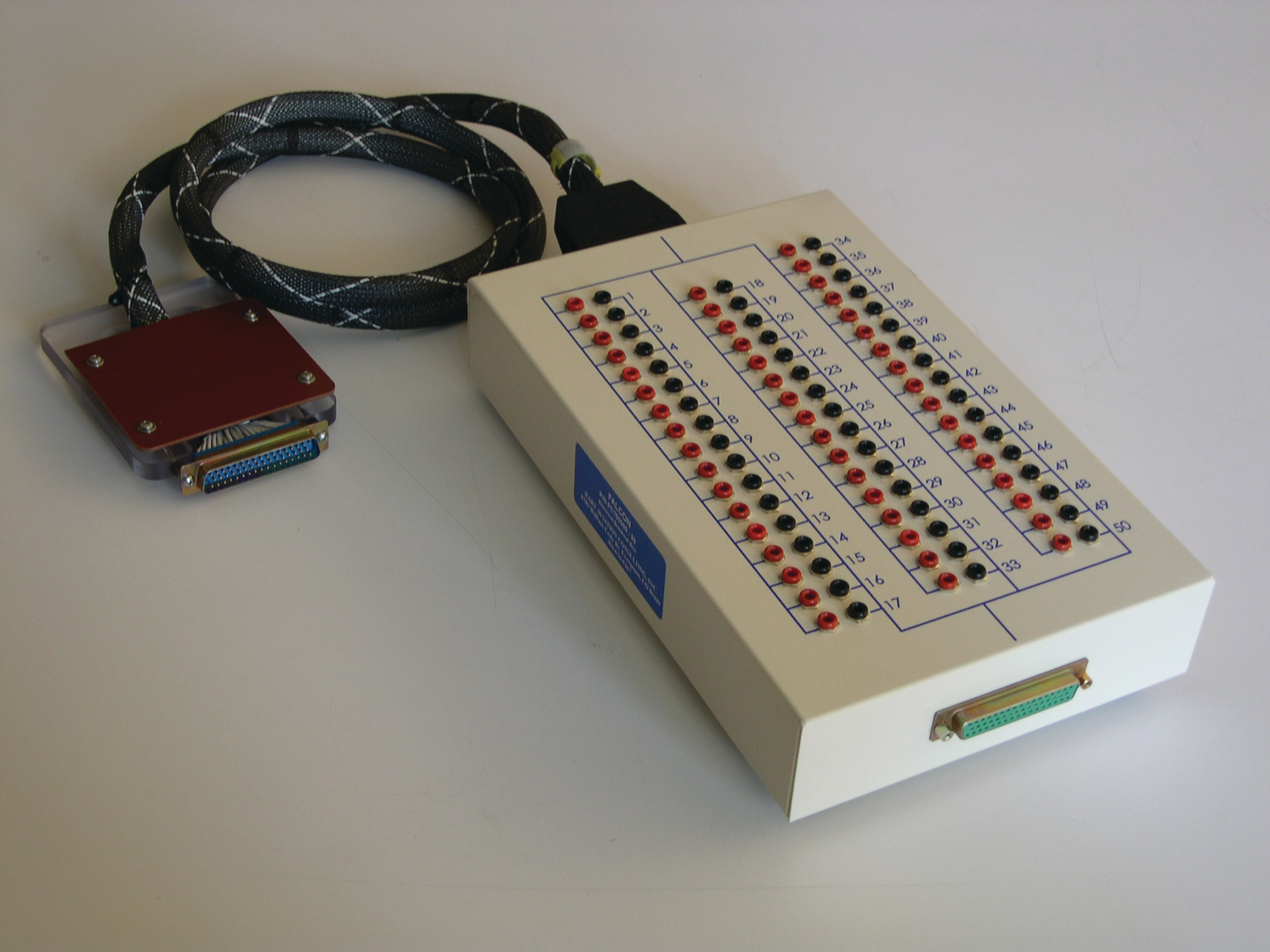 Breakoutboxesandcables 10137489