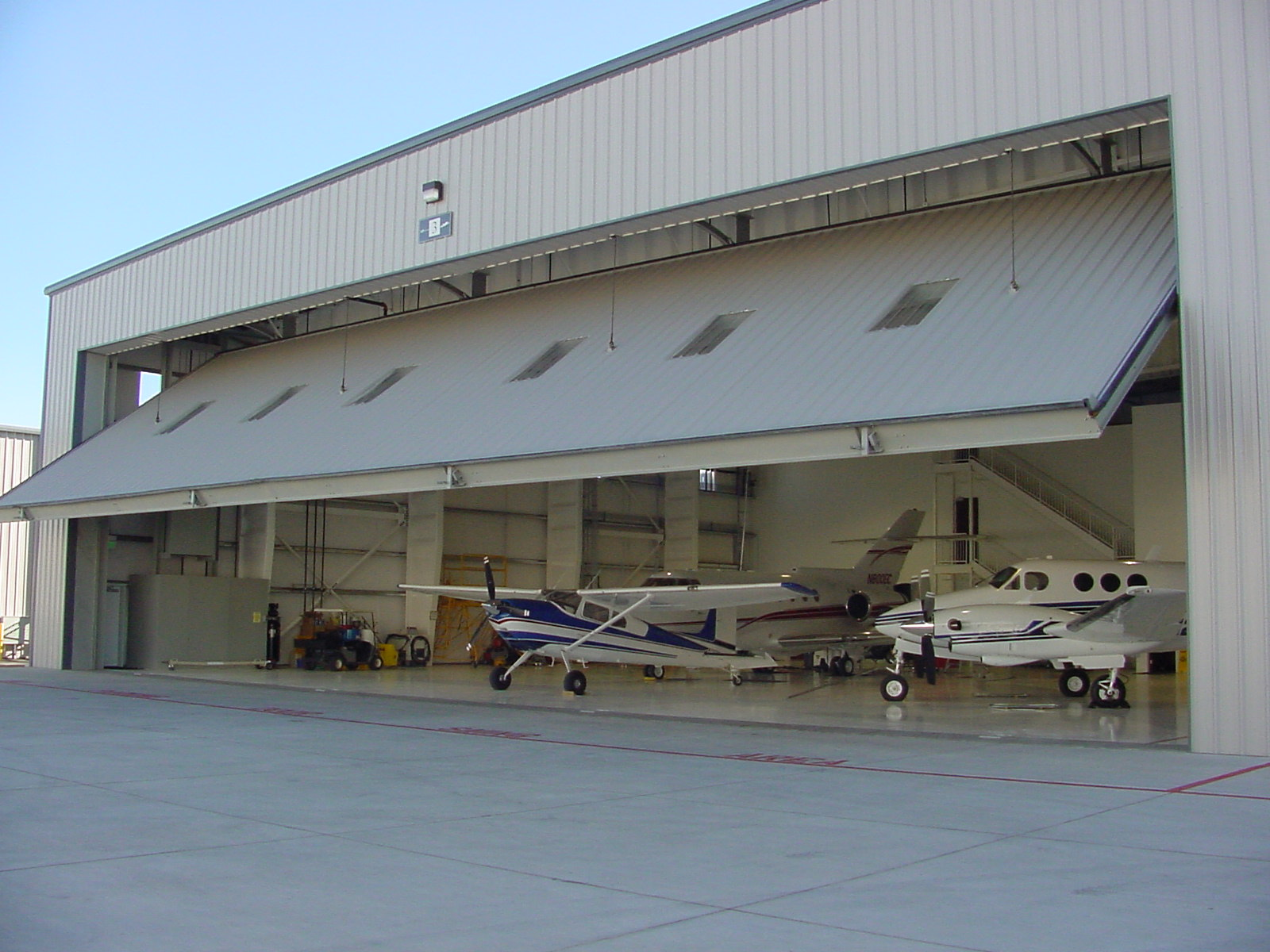 Tipupcanopydoor 10133532