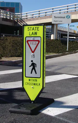 Airportpedsmall 10170663 Airportpedsmall 10170663