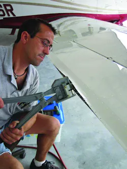 Robbehrendsusingtheminimizerto 10284494 Robbehrendsusingtheminimizerto 10284494