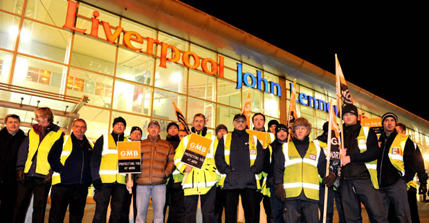 Liverpooljohnlennonairportstaf 10568470