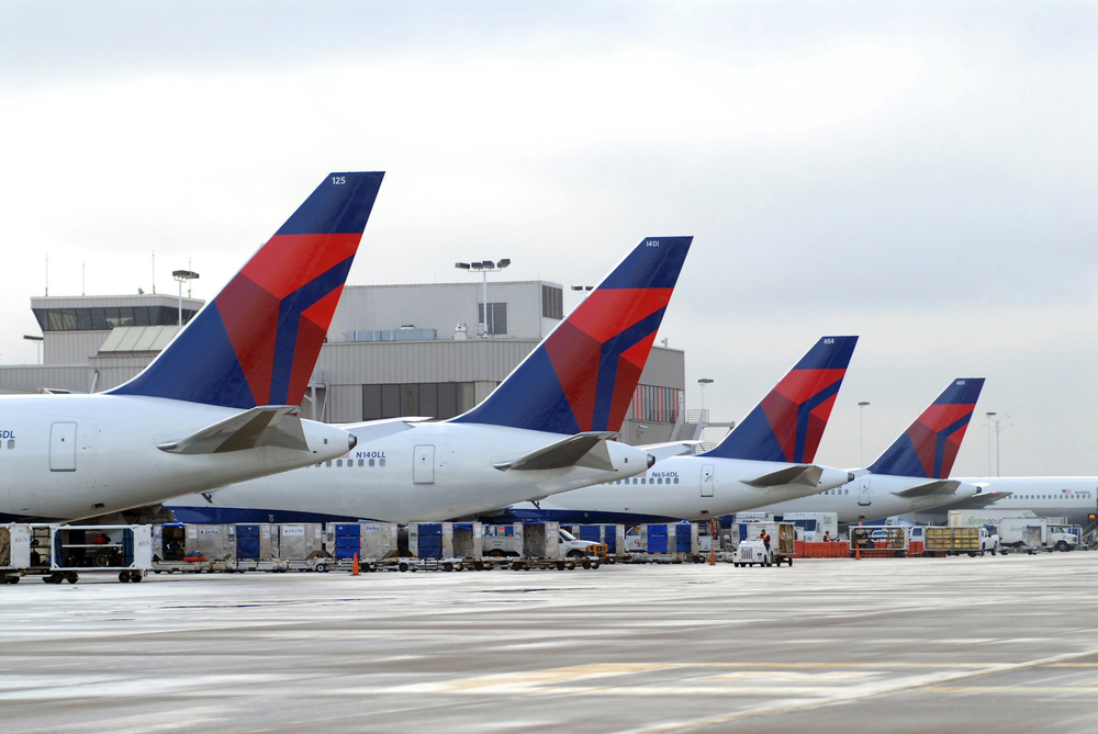 Delta Planes 10616181