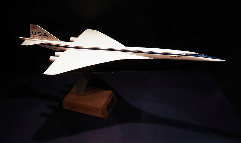 Model of a Boeing 2707-300