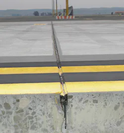 Browntrvafbpaveseal 10951827 Browntrvafbpaveseal 10951827