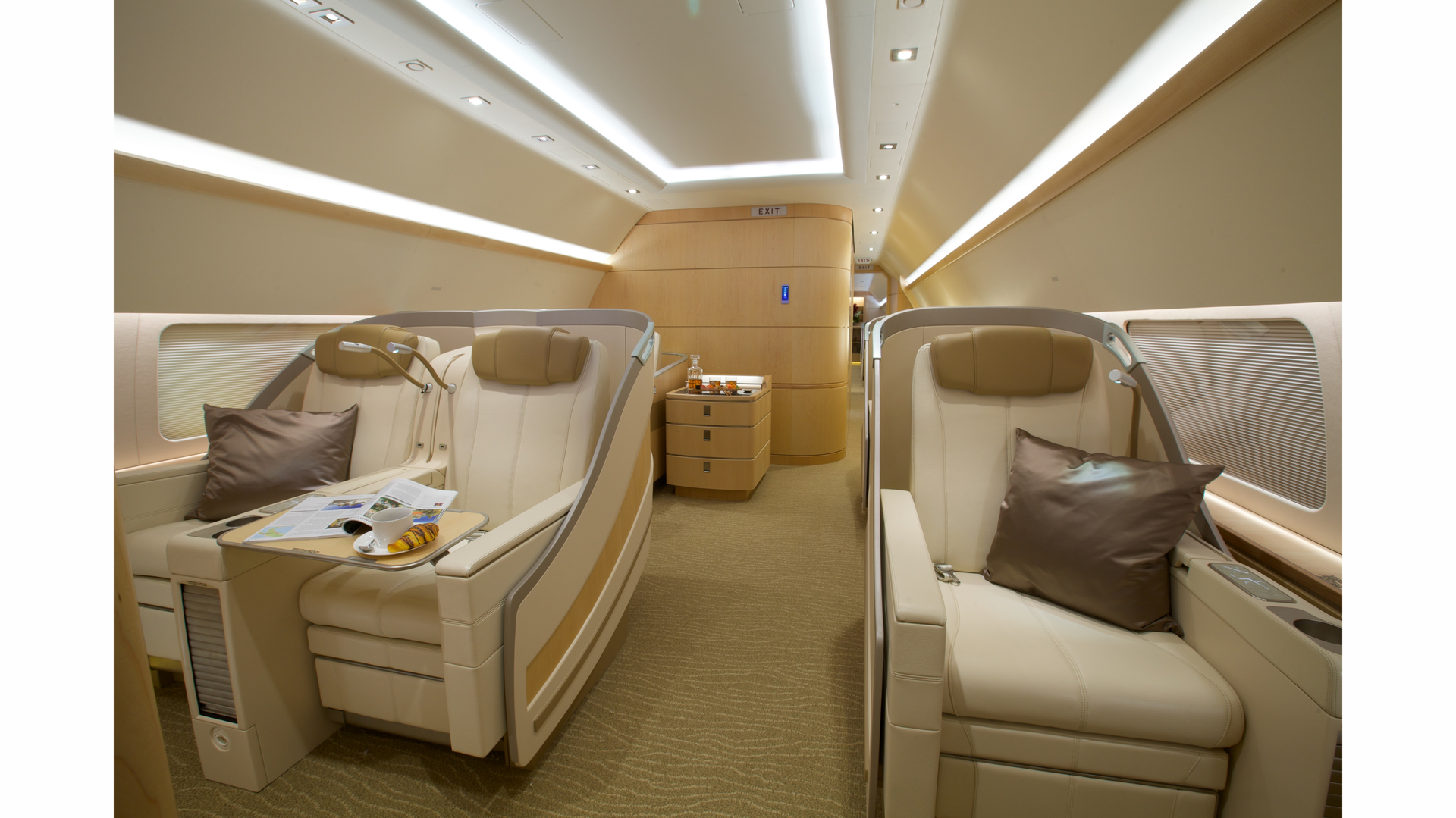 2014 10 Comlux Bbj Interior 1 54492bc0bd0ac