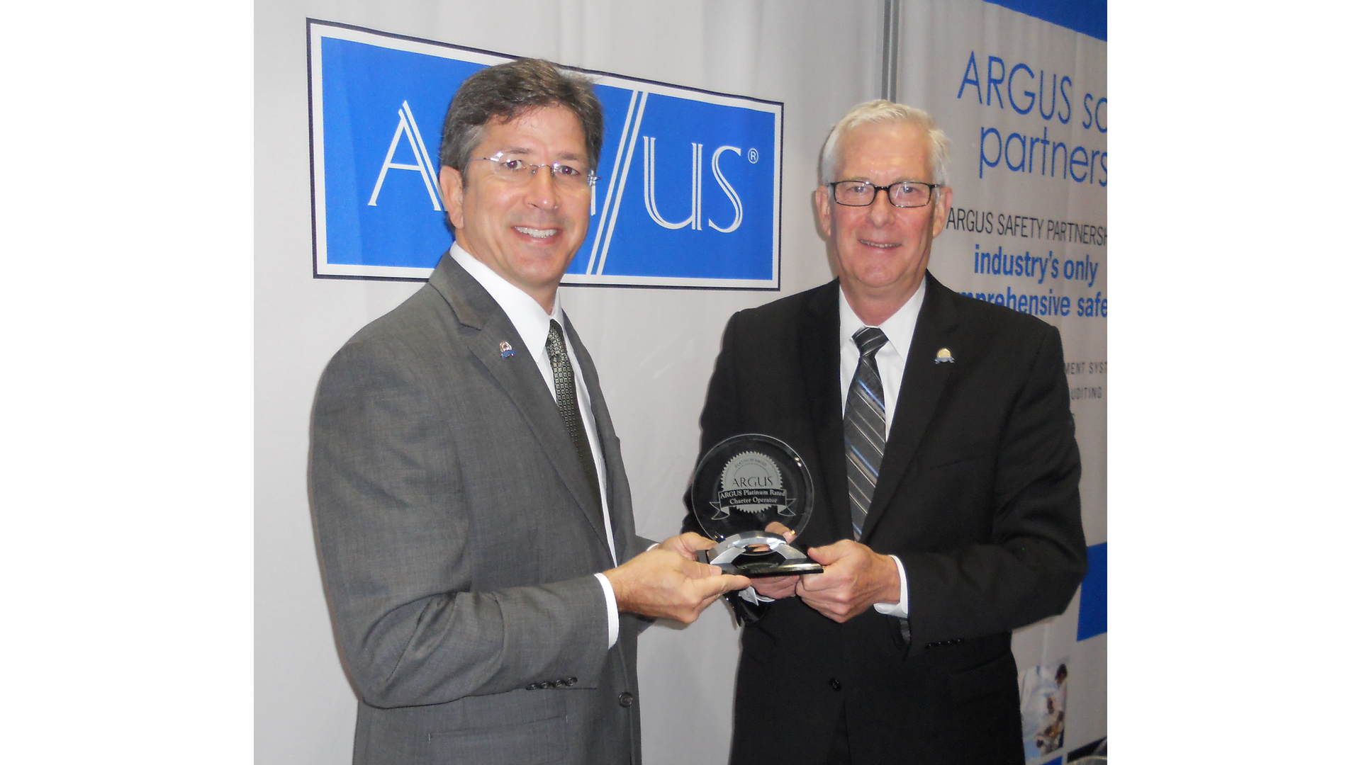 Million Air Platinum Operator 5453b1783ce49