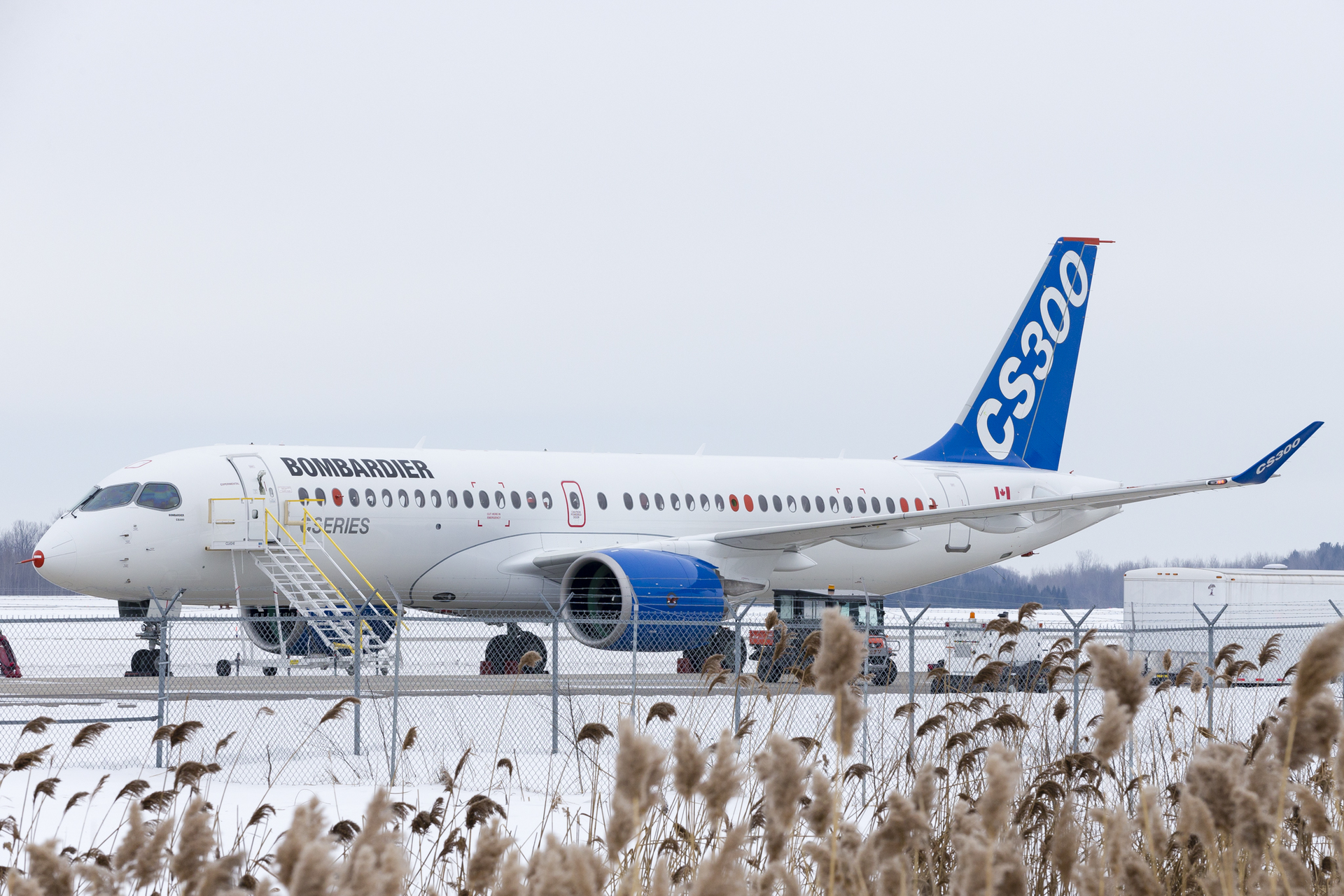 Bombardier Cs300l 54e7967241525