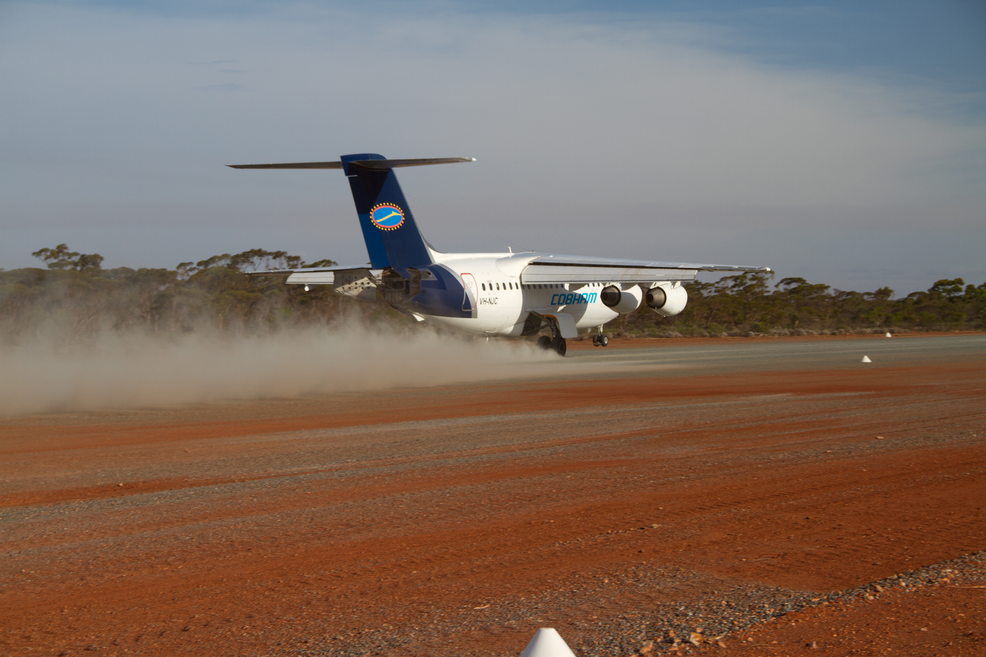 Cobham Unpaved Runway Operation Img 0663 55116865ba898