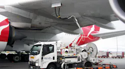 RI Hydrant Dispenser in action fuelling Qantas plane RI Hydrant Dispenser in action fuelling Qantas plane
