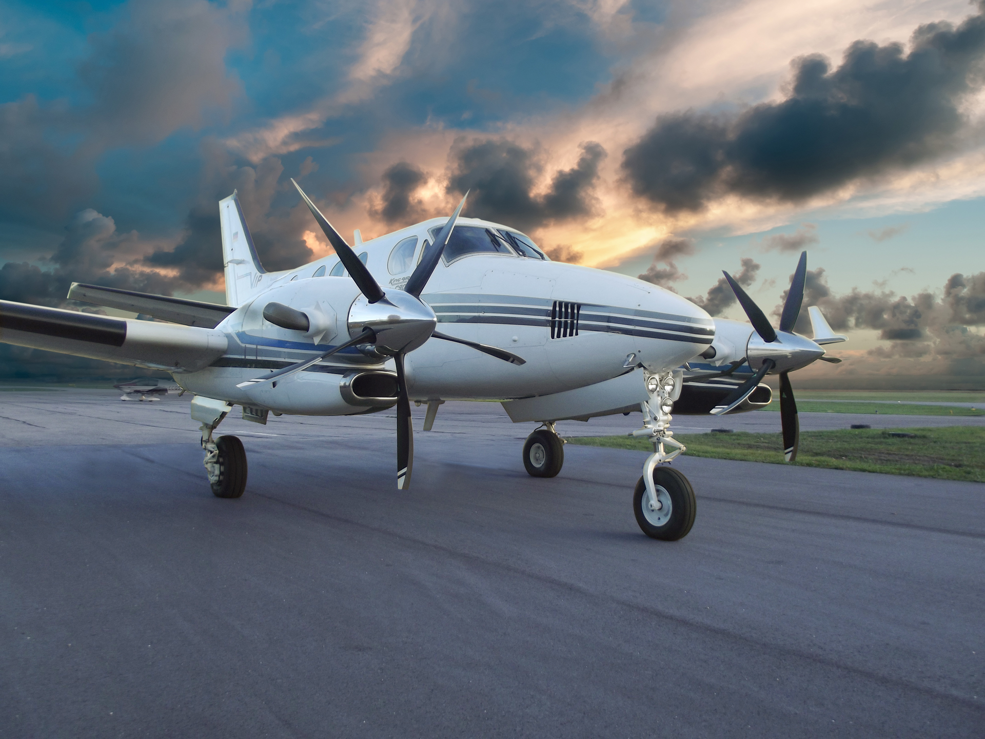 BLR KAC90 Whisper Prop 555b37003e3c1