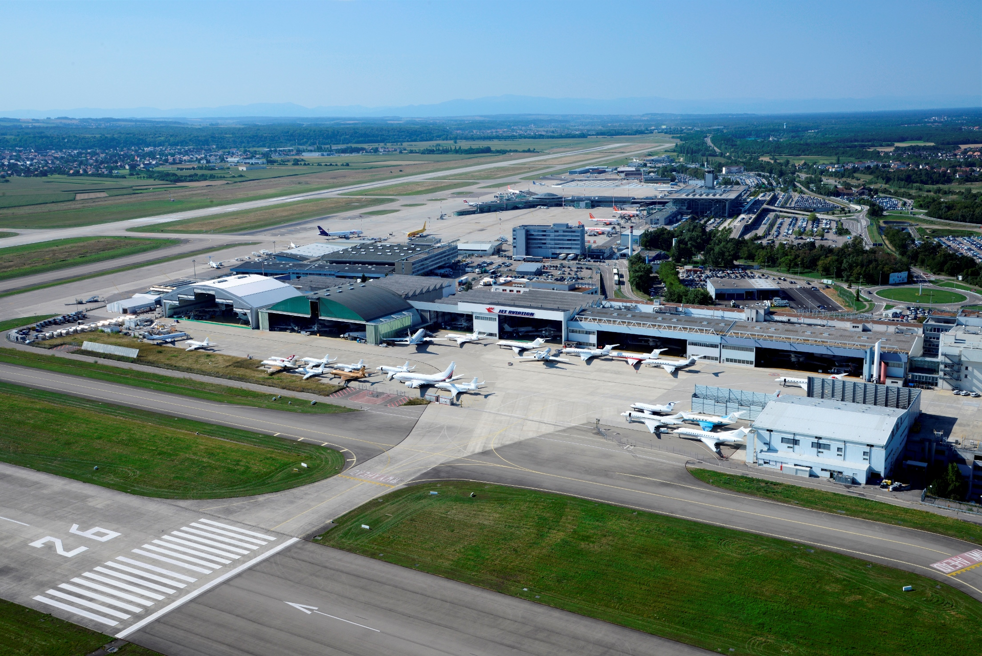 Jet Aviation Basel 561fb29428ac2