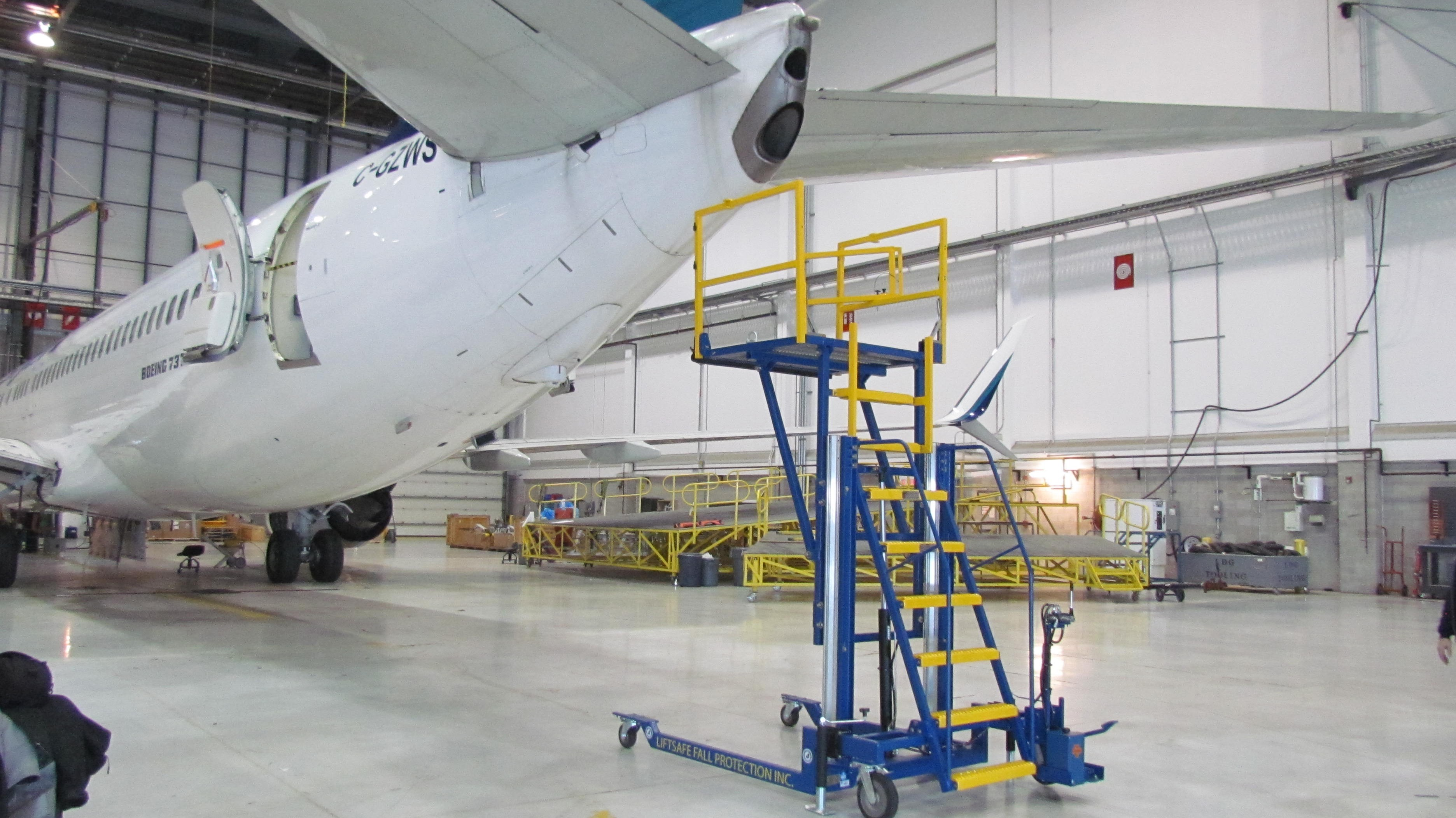 Platform Stand 6br8jvfjglw9i Cuf