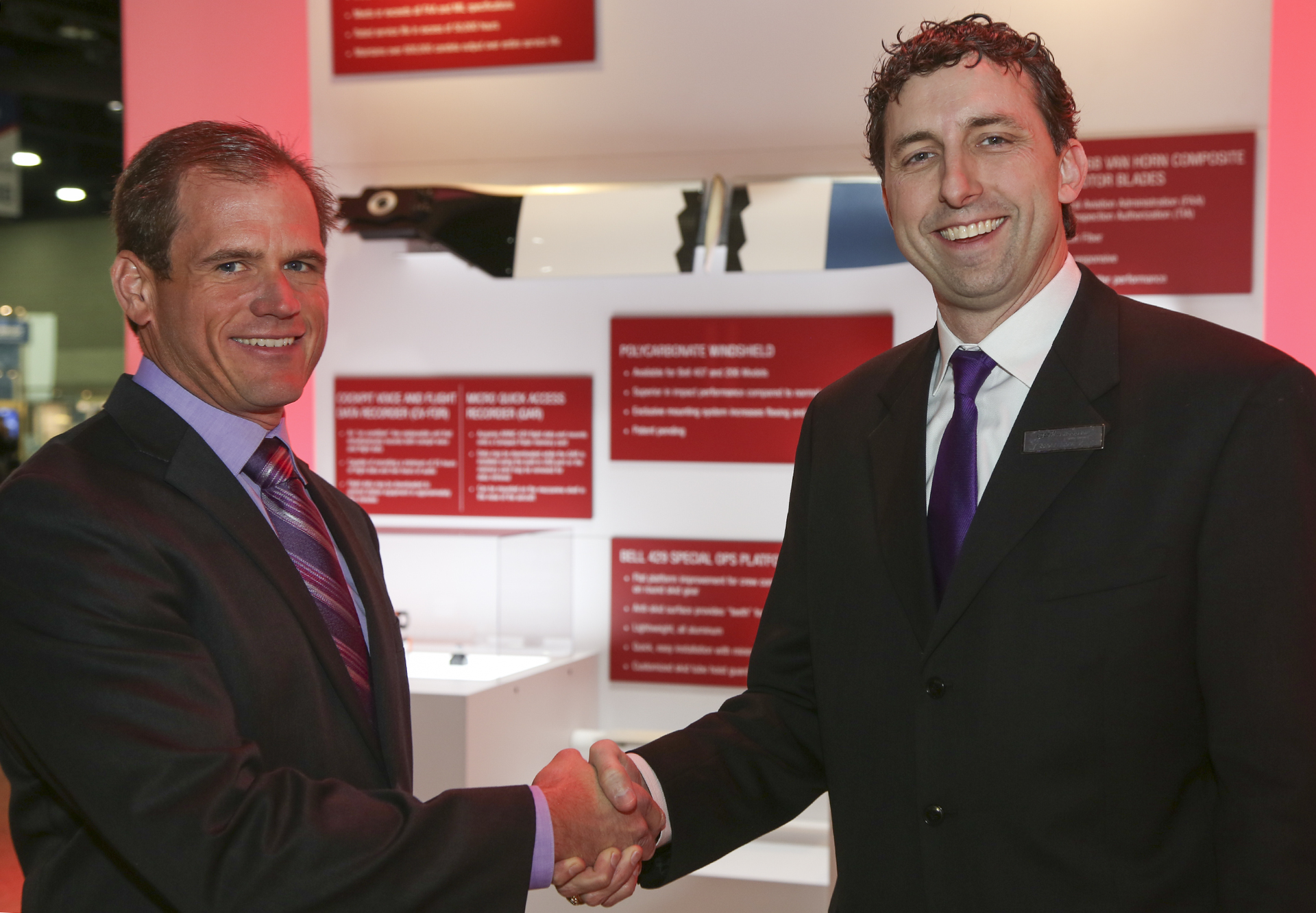 Bell Helicopter announced at HAI Heli-Expo 2016 that its Aeronautical Accessories brand will now include Van Horn composite main rotor blades for Bell 206 series models. From left to right: Dean Rosenlof, president for Van Horn Aviation and Glenn Isbell, executive vice president, Customer Support and Services, Bell Helicopter.