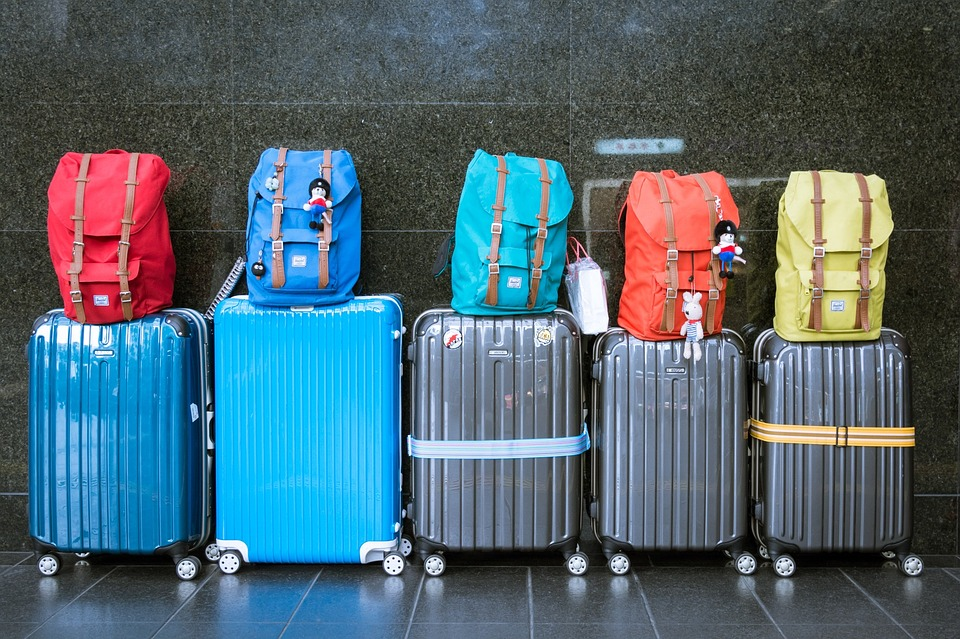 Luggage 933487 960 720 571a4f5f4565c