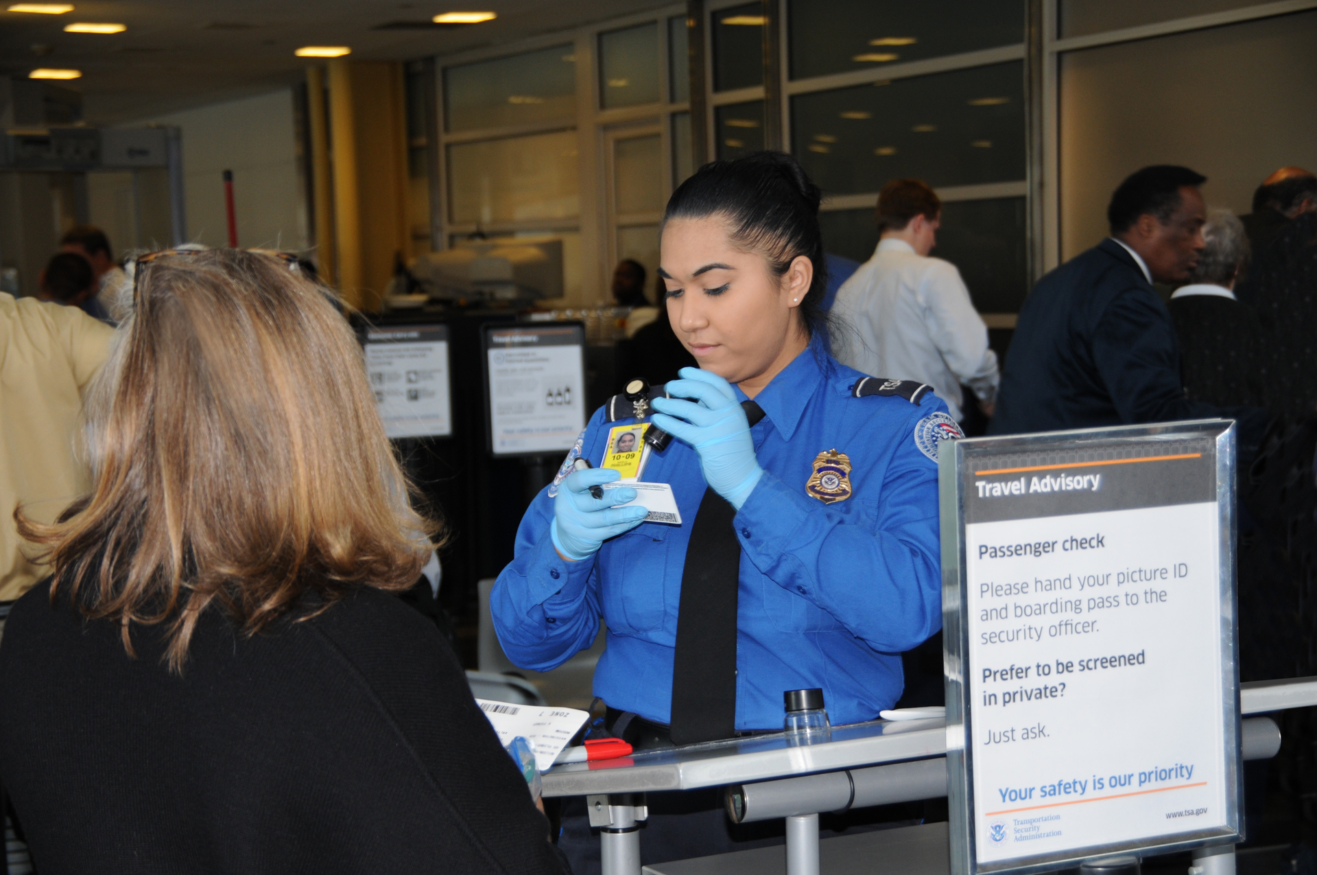 2012 Tsa Tso Checks Passenger Id 578e40bd610df