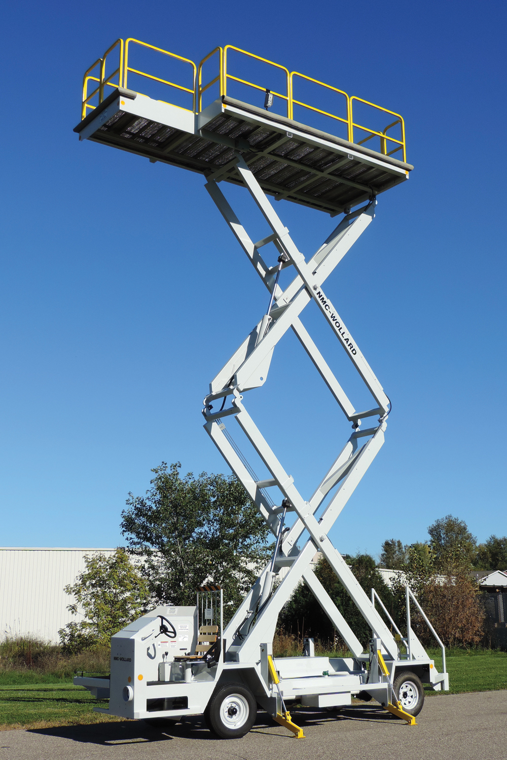 704 Mtce Lift Sml 577d29faa9ce8