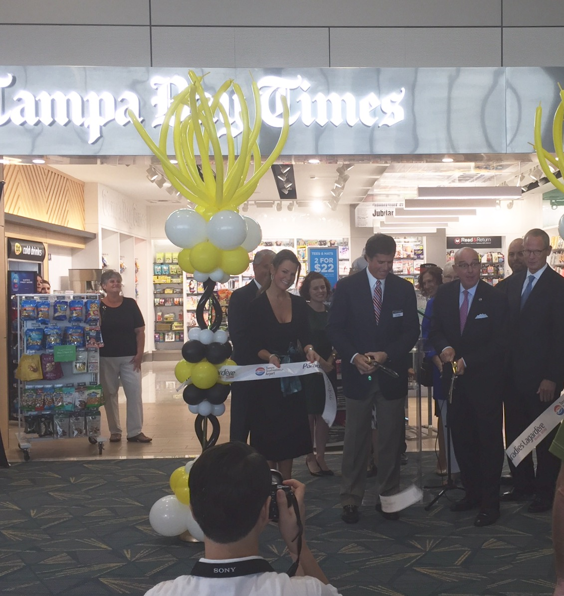 Passengers will stay informed through large HD screens showcasing Tampa Bay Times&rsquo; website, which receives more than two million unique users monthly.