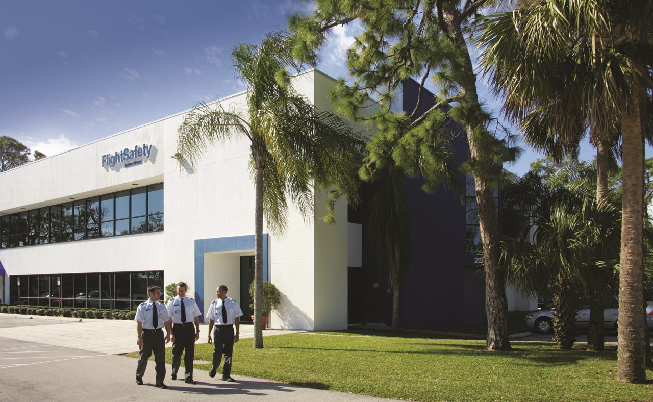 Flight Safety Academy 05 57ffff16aed6d