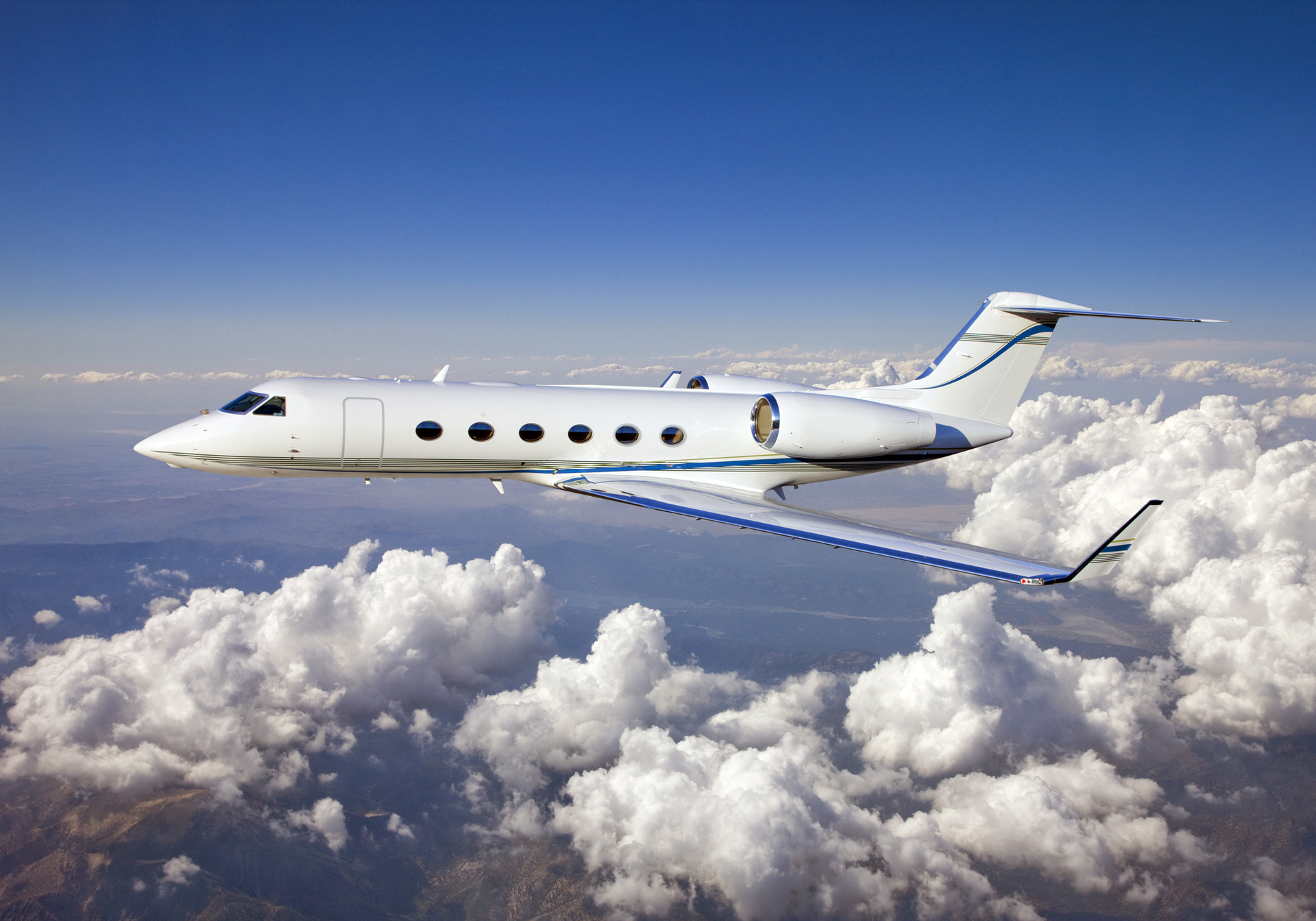 Fleet G450 Exterior 581b52afccabd