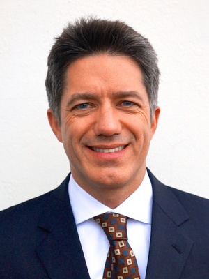 Brandon suit and tie 58d2e05fca477