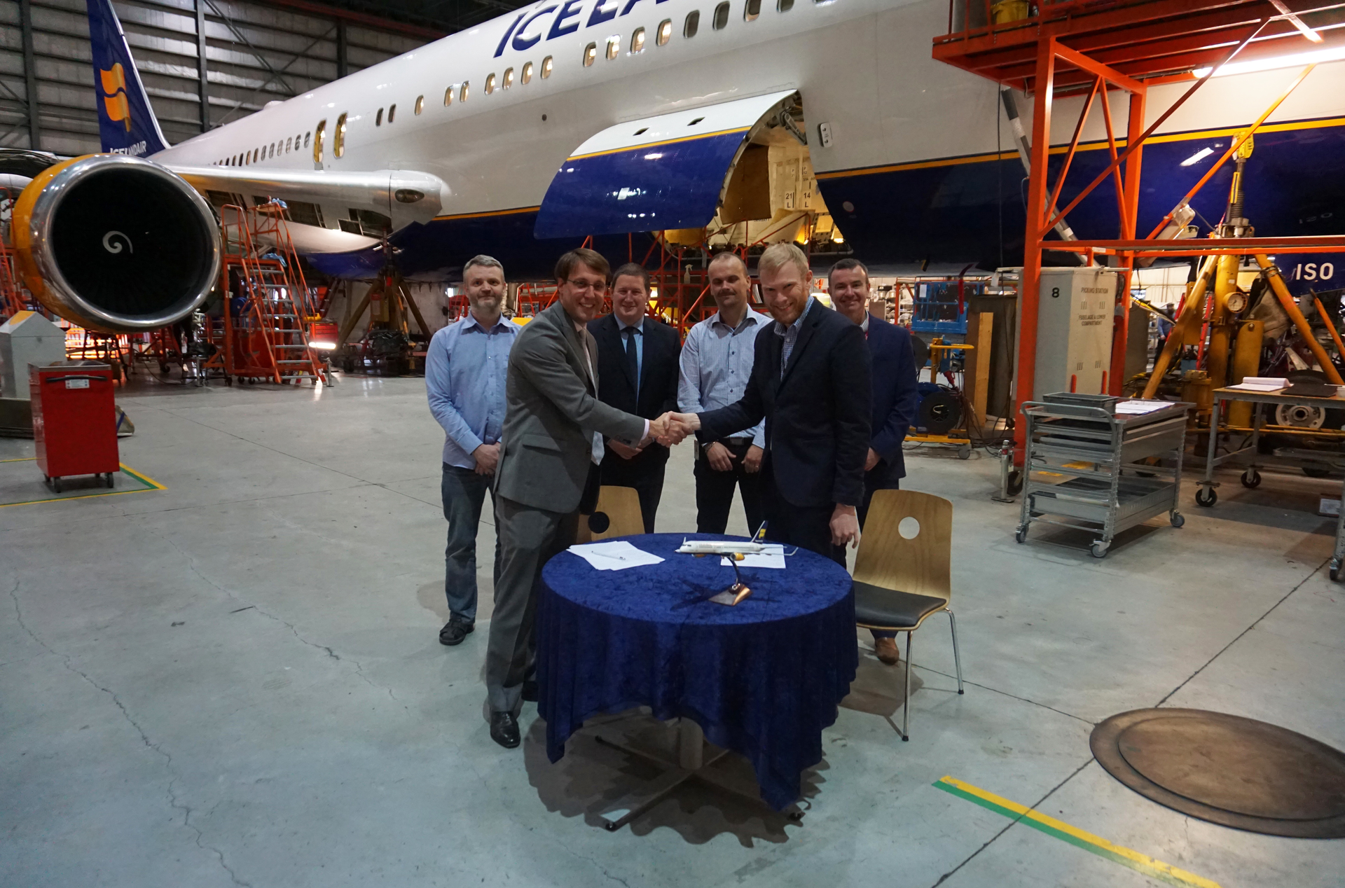 Left to Right: Eirikur Vilhjalmsson (Materials Manager), Seth Profit (Chief Information Officer B&H Worldwide) Alistair McVicar (Regional Customer Solutions Manager B&H Worldwide), Jens Thordarson (VP Technical Operations), Einer Gudmundsson (Director Materials and Logistics) and Russell Dean (Implementation and AOG Manager B&H Worldwide)