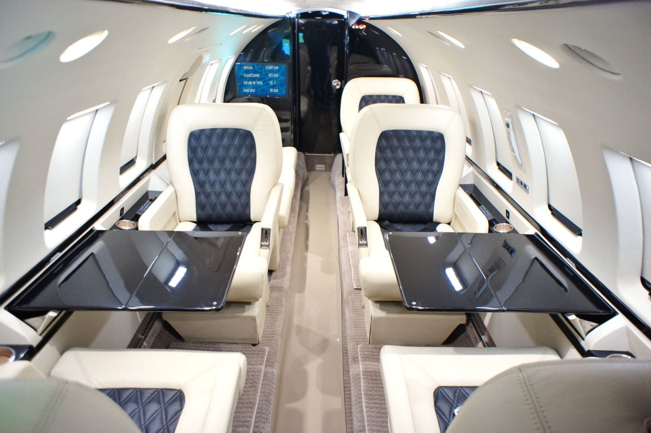 Hawkerinterior1 59cbaec9b8ece