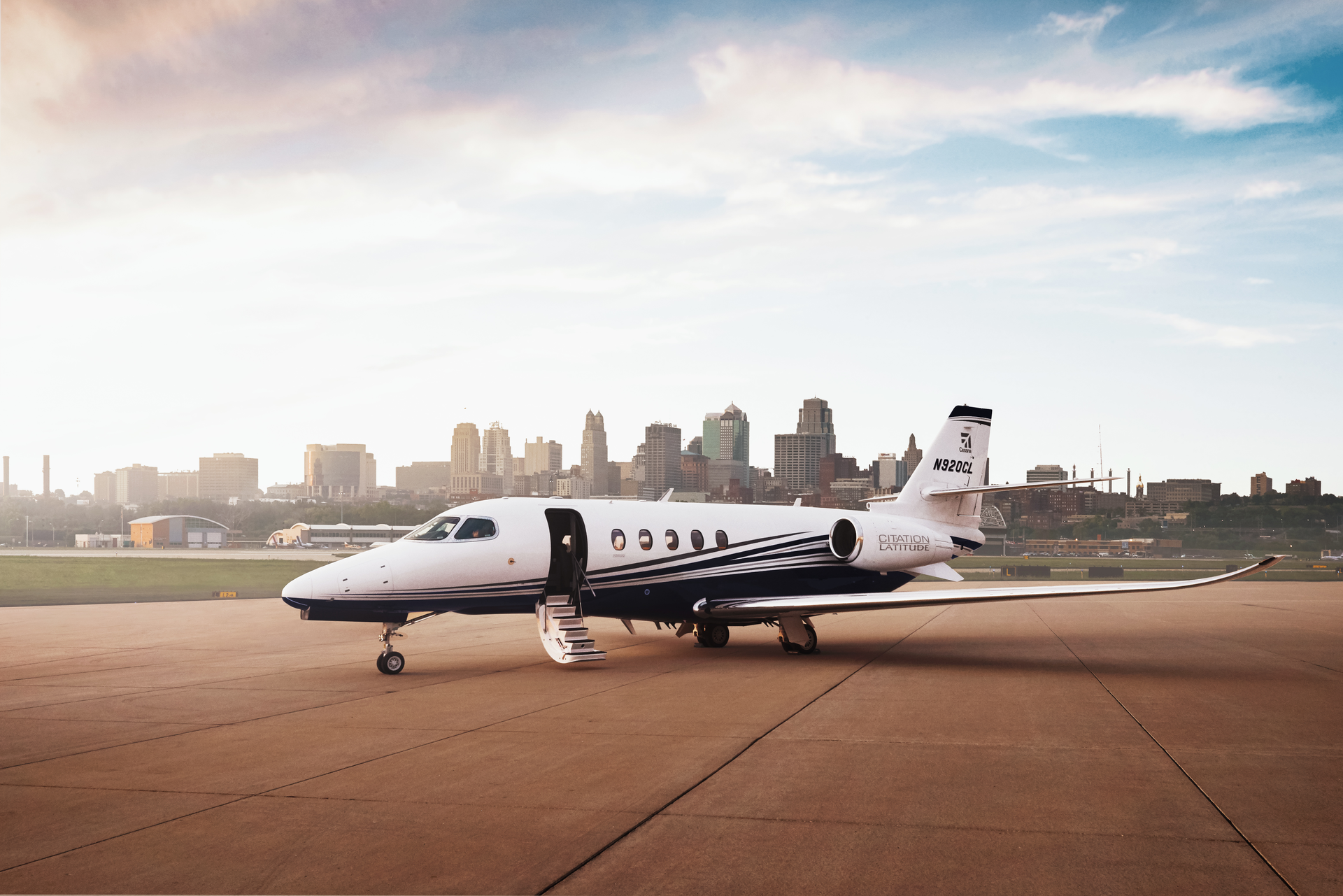 Latitude 1 59de22be02aae