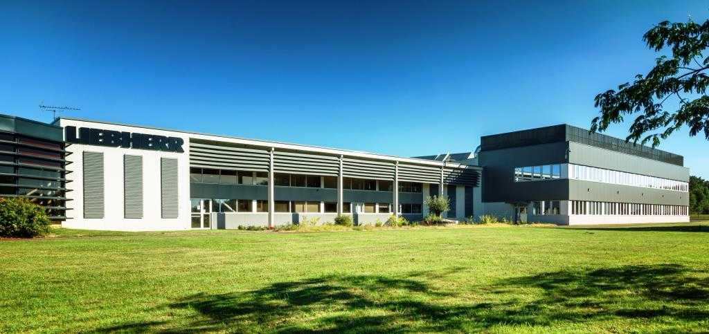 Liebherr-Aerospace has added a new building at its site in Campsas.