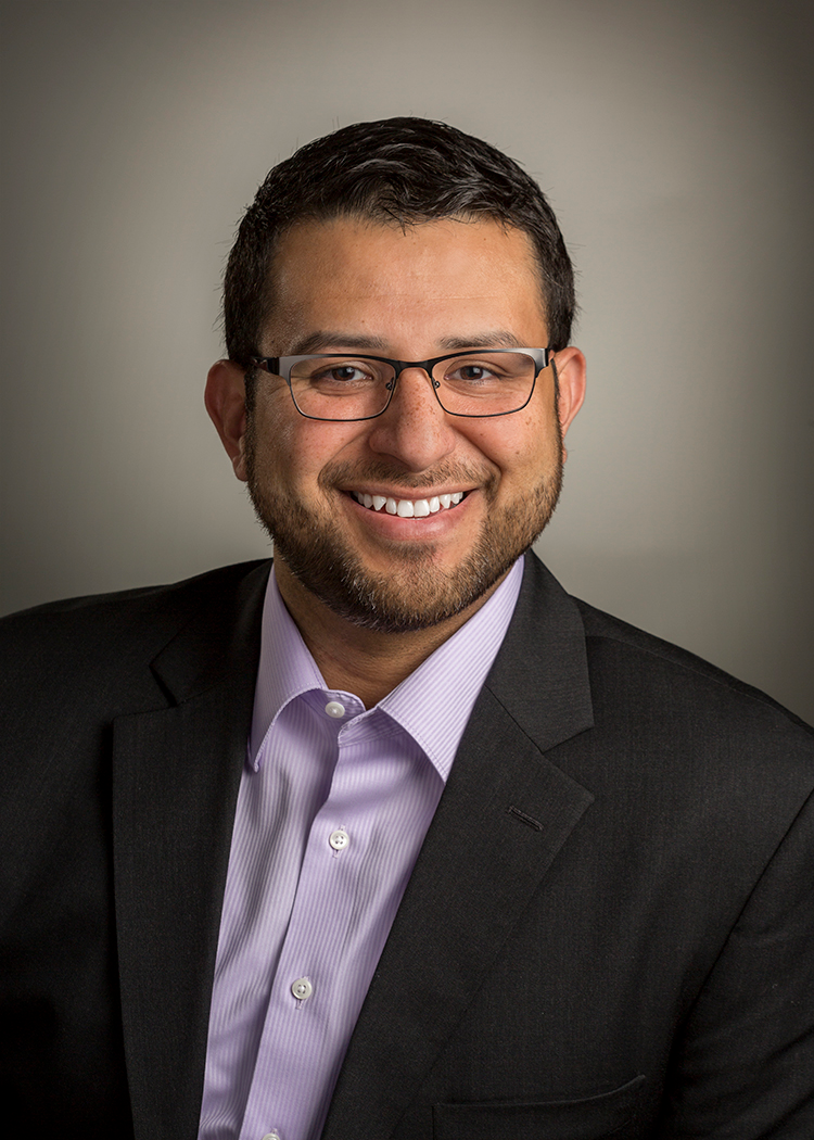 Mercado Headshot 2016 59d6aadbb0e7d