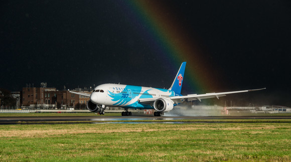 LHR china 5a708146e06ff