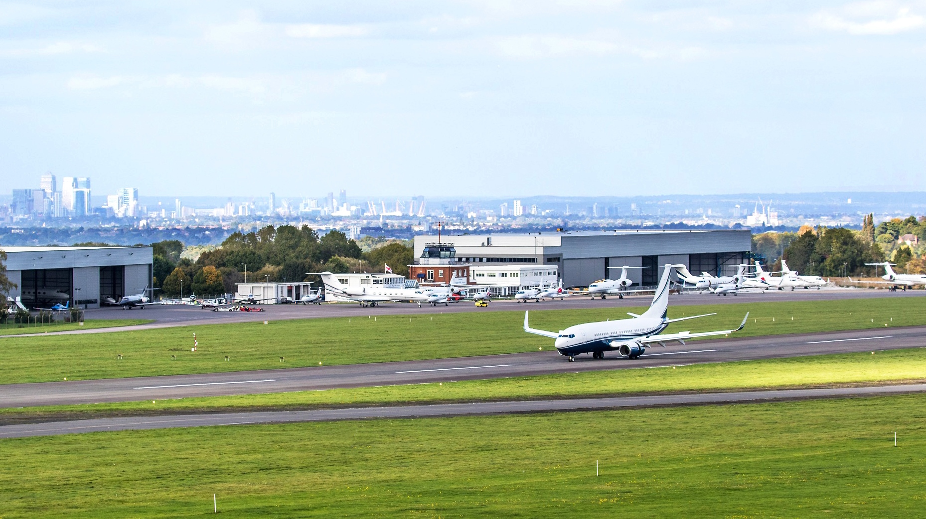 London Biggin Hill Airport 2018 5a5386e65b4e1