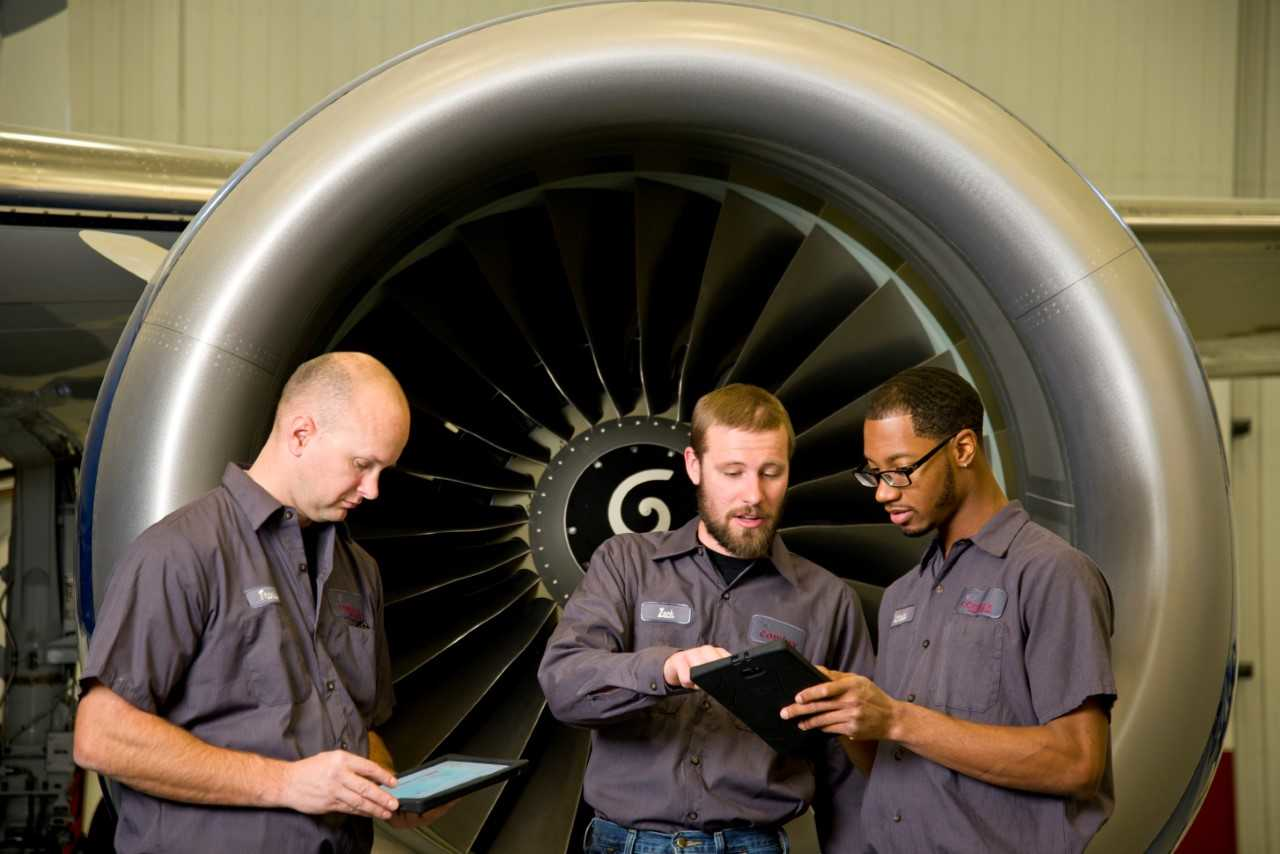 Comlux 1 5a79c0dd5af50