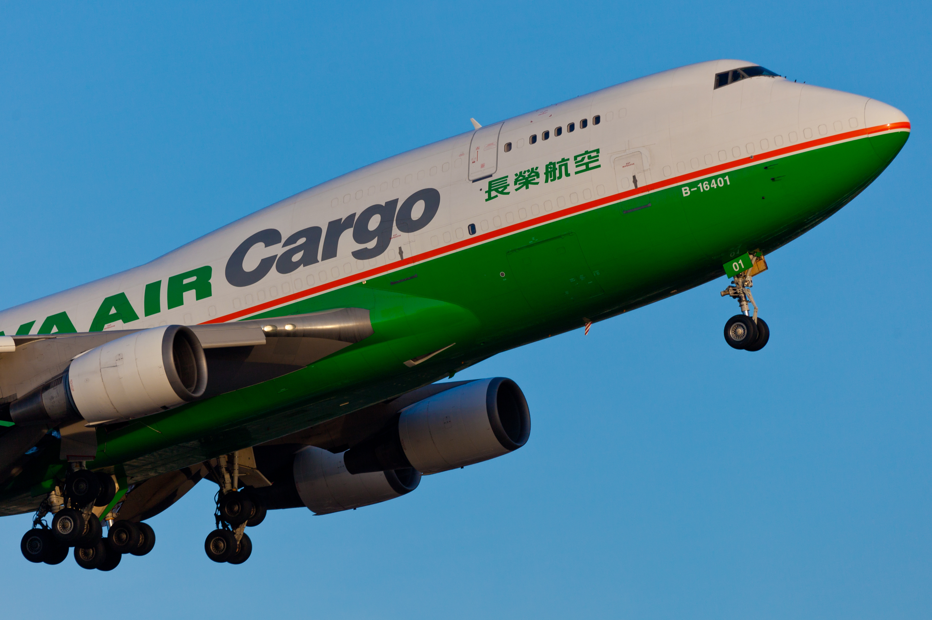 Shutterstock 74612221 5b29084ae669d