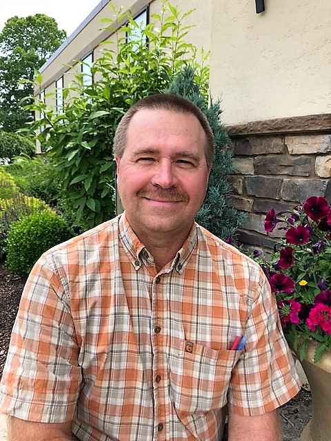 Boltaron 046 Mike Hoppes Thermoforming Engineer 5b3b765fc6de7