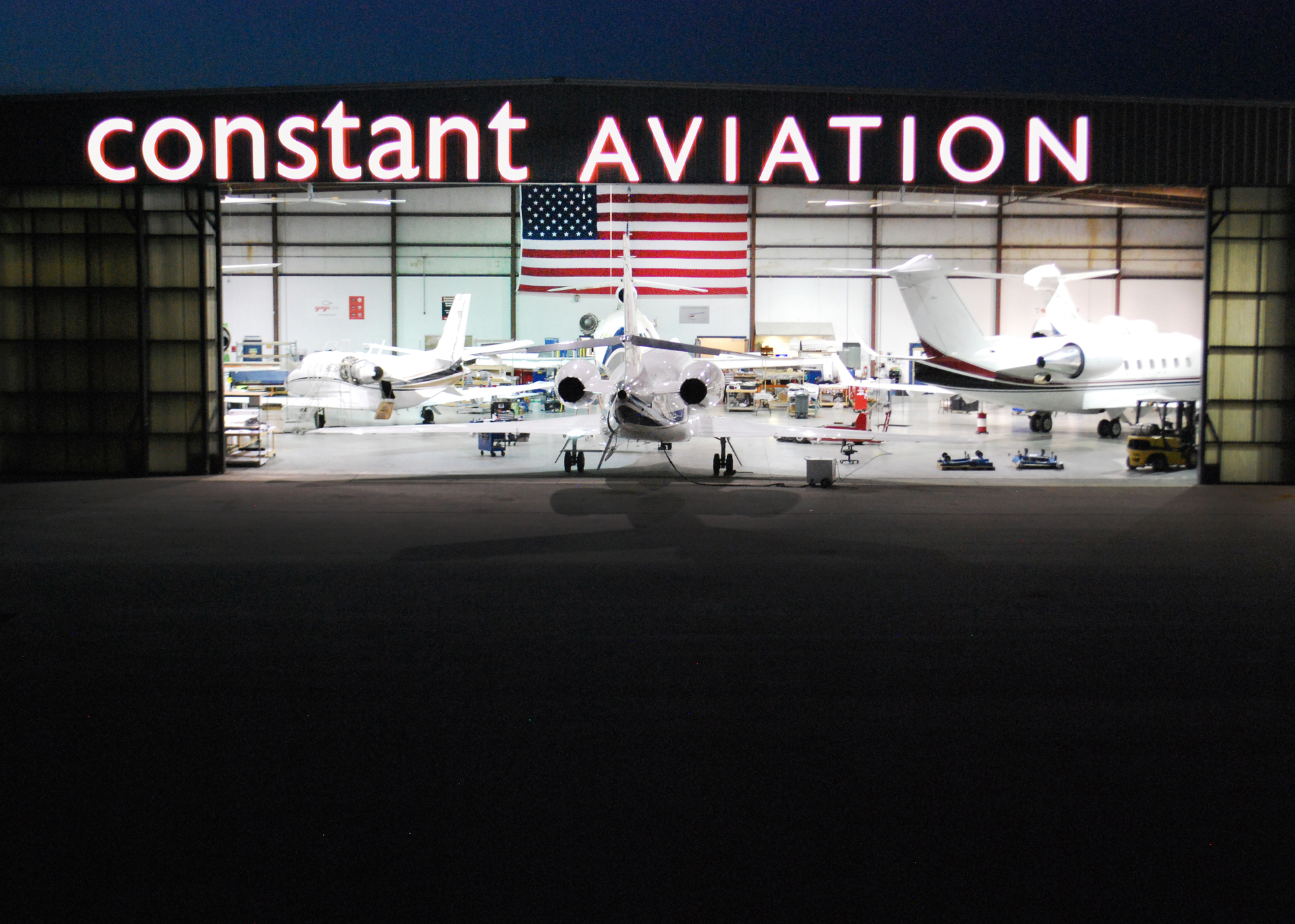 Constant Aviation SFB 5bad3f7c724a5