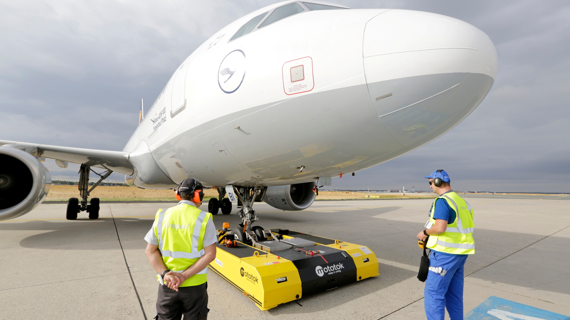 remote control boeing 777