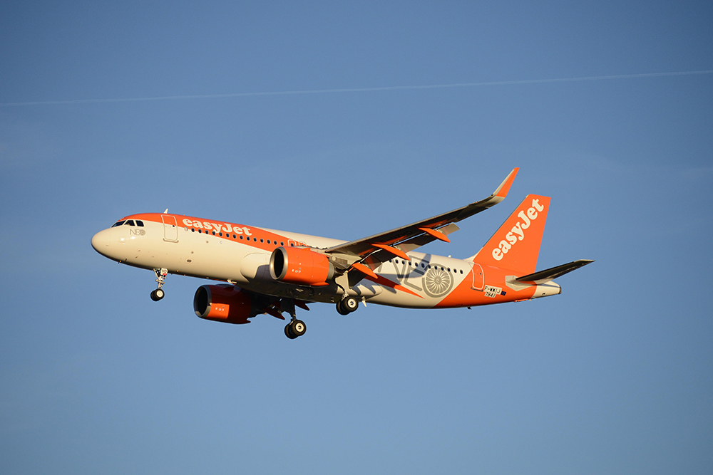 Easy Jet Orders Additional 17 A320neo 5bf47bf454907