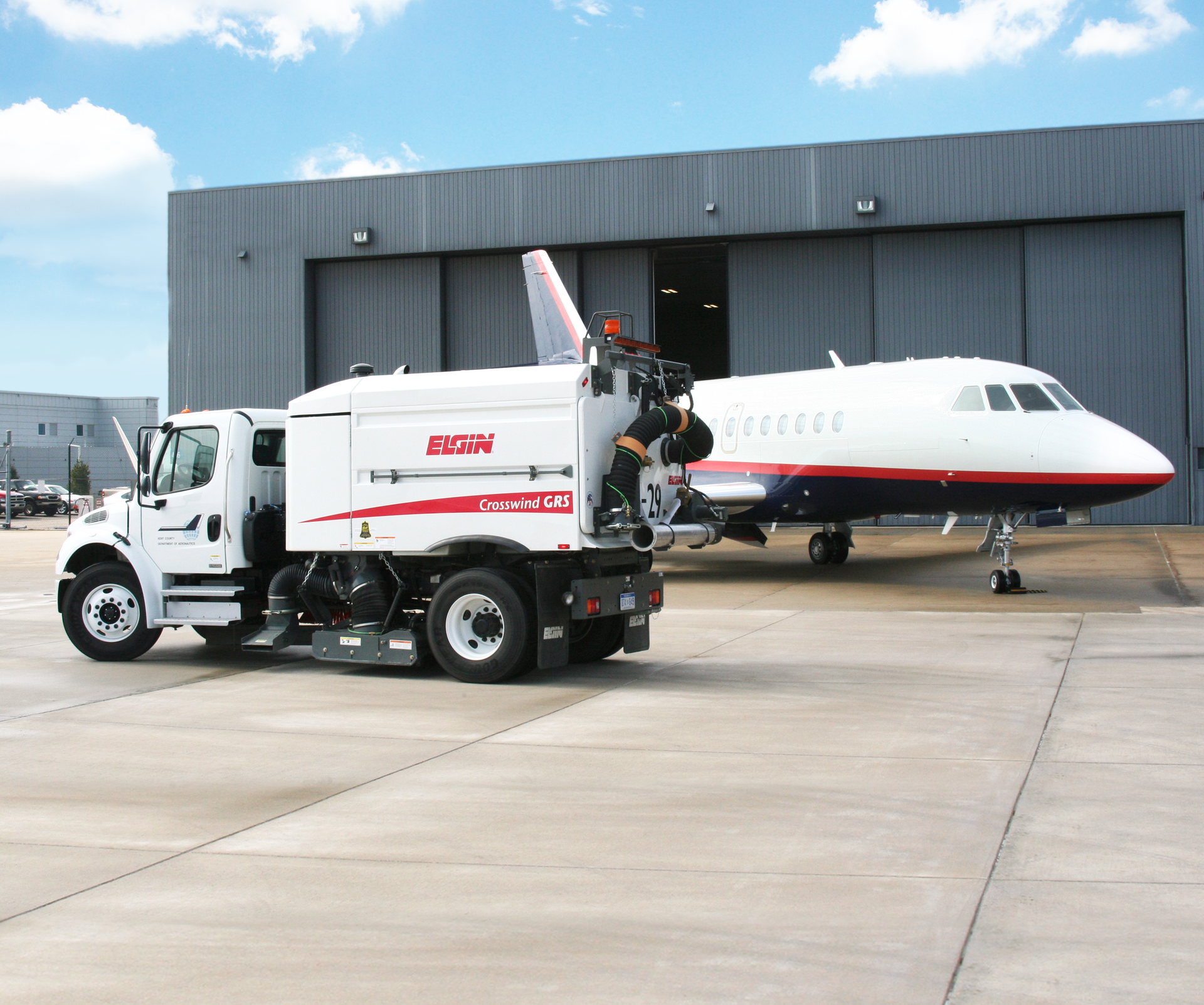 Elgin Crosswind Glycol Recovery Sweeper (GRS)