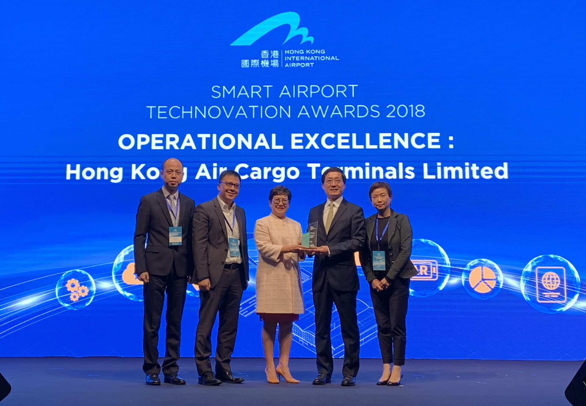 (From left) Hactl Senior Manager &ndash; Performance Enhancement, Eric Poon; General Manager - Operation Services, Paul Won; Finance Director, Amy Lam; Airport Authority Hong Kong, Chief Executive Officer, Fred Lam; and Hactl Executive Director, Cindy Ng.