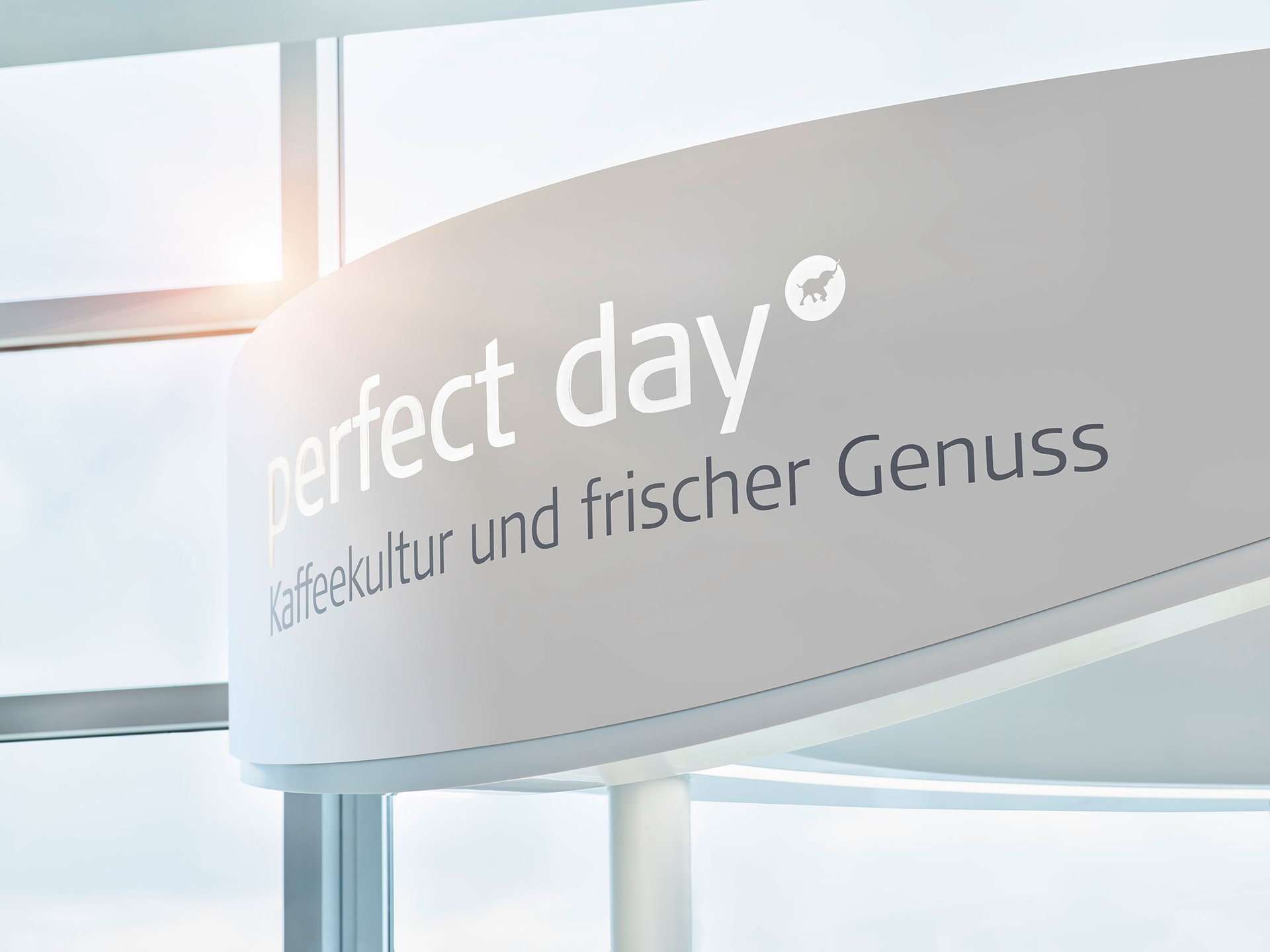 perfect day micro store Logo 001 Nov 2018 Copyright by Perfect Day 5bf59146b72da