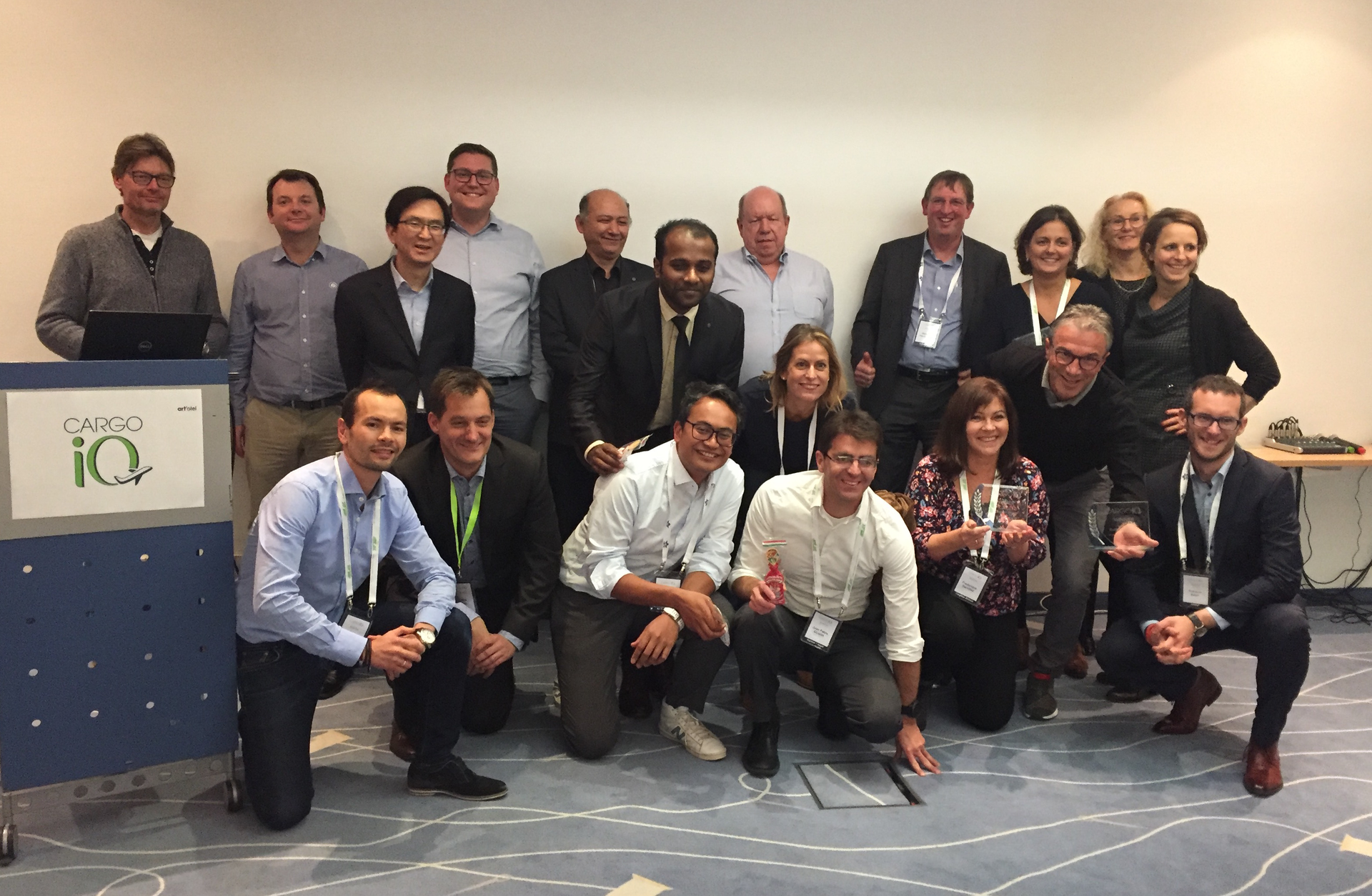 The Cargo iQ Q Rally working group participants, including the winning team from Cargolux and Panalpina.