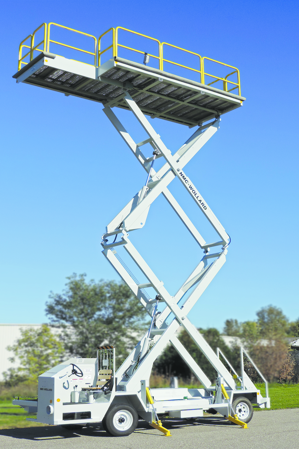 Model TML-704H Lift extends to 30 foot height.