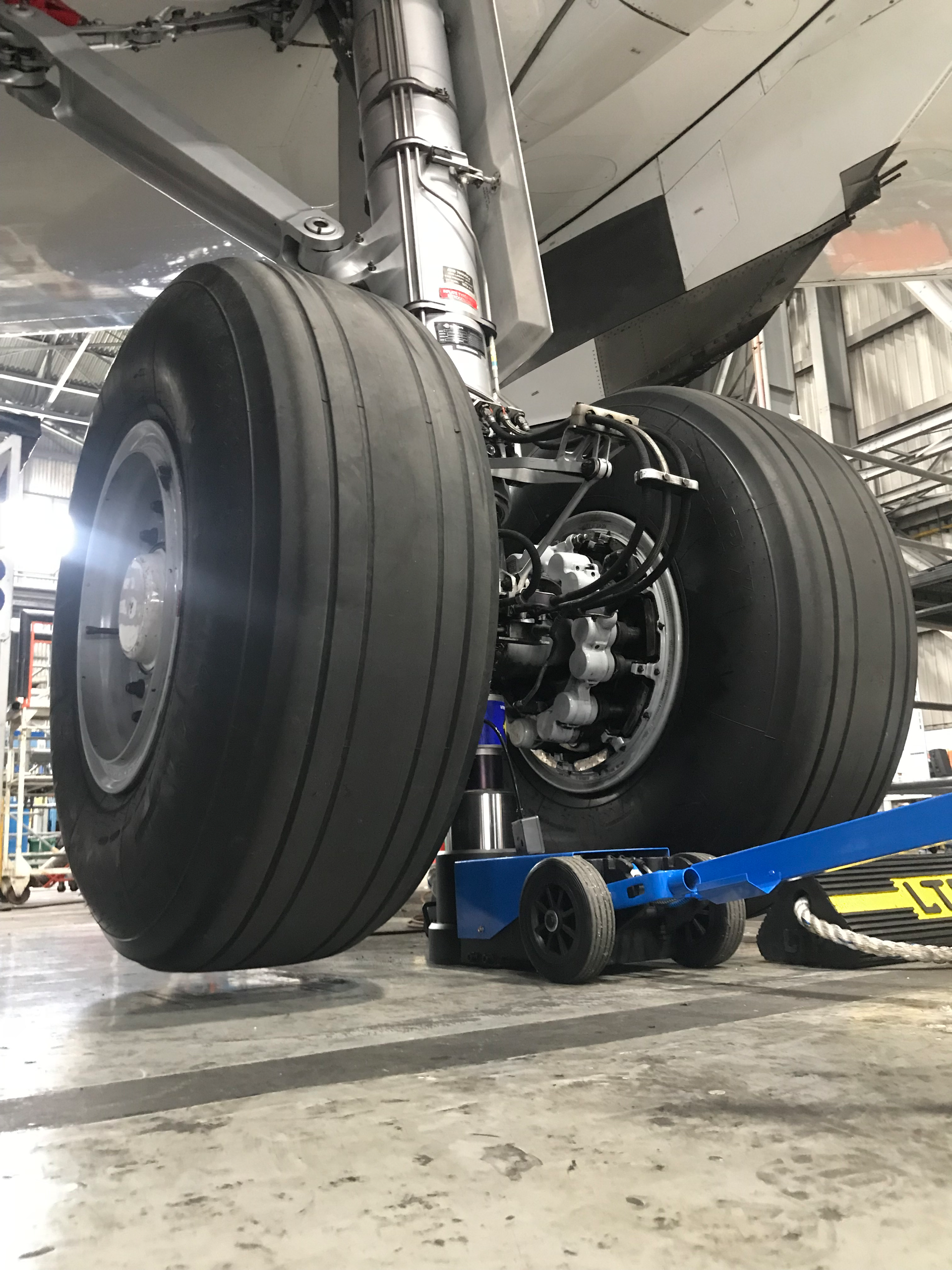 Rh Mlg Off The Ground 5c91483dd75bf