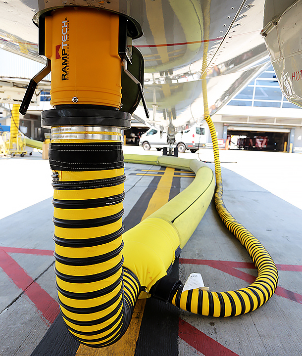 Bellycool Attached At The Port 5d24d869ef633