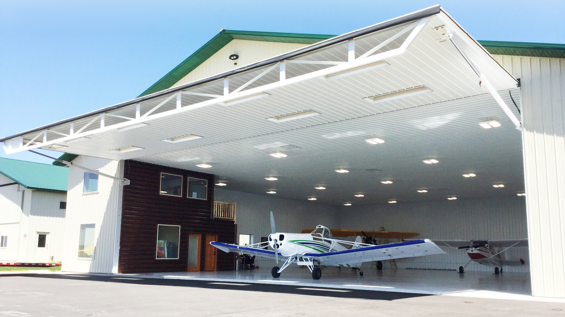 De Premier Hydraulic Door